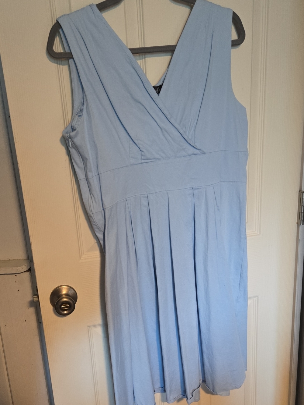 Light Blue V-Neck Sleeveless Women’s Dress